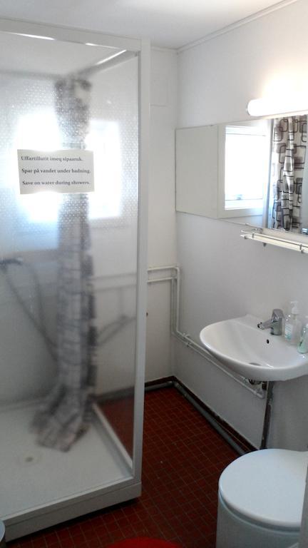 Hotel Nordlys Oqaatsut Luaran gambar